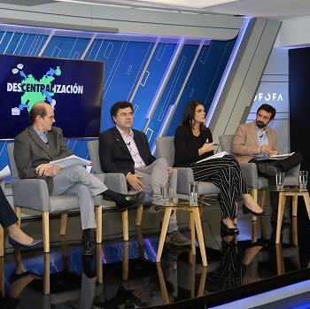 homeExpertos discuten sobre rol de futuros Gobernadores Regionales y Delegados Presidenciales y traspaso de competencias en «Diálogo SOFOFA»