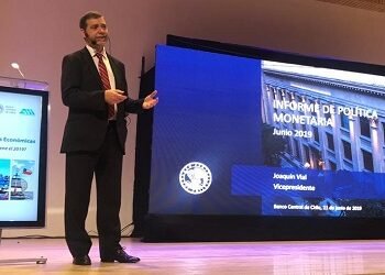 homeBanco Central y SOFOFA exponen sobre la economía chilena en Iquique