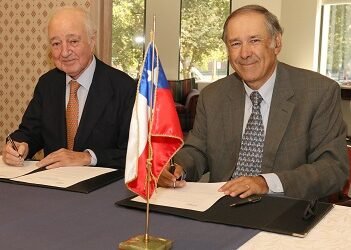 homeFirma de Acuerdo de Colaboración para promover relaciones comerciales entre Chile y España