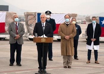 homePresidente Piñera y CPC reciben 400 equipos de alta oxigenación y 133 nuevos ventiladores aportados por el Fondo Empresarial SiEmpre a la red nacional de salud