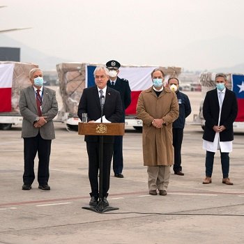 homePresidente Piñera y CPC reciben 400 equipos de alta oxigenación y 133 nuevos ventiladores aportados por el Fondo Empresarial SiEmpre a la red nacional de salud