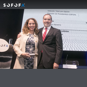 homeCon un amplio apoyo, Rosario Navarro es elegida la primera mujer presidenta de SOFOFA